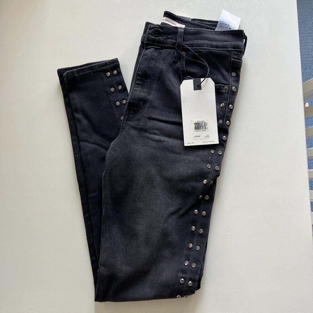 NWT Levi's Premium Mile High Super Skinny Black Studded Jeans size 26